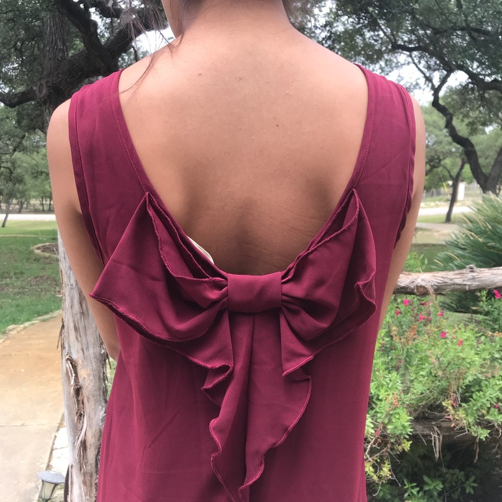 Gorg burgundy dress! Wear it this FALL 🍂🍂🍂
